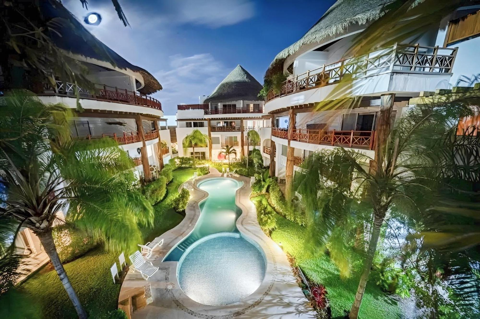 Luxury Duplex -4 Pers- 2Mn Beach&5Th Av, Pool, Gym بلايا ديل كارمن المظهر الخارجي الصورة